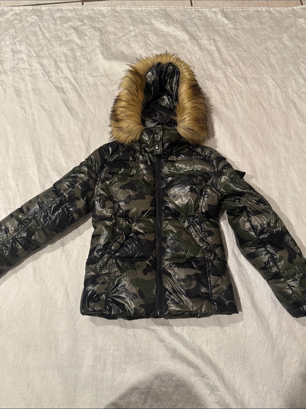 S13 Camouflage Faux-Fur Hood Puffer Jacket - Green for kids size 8/10